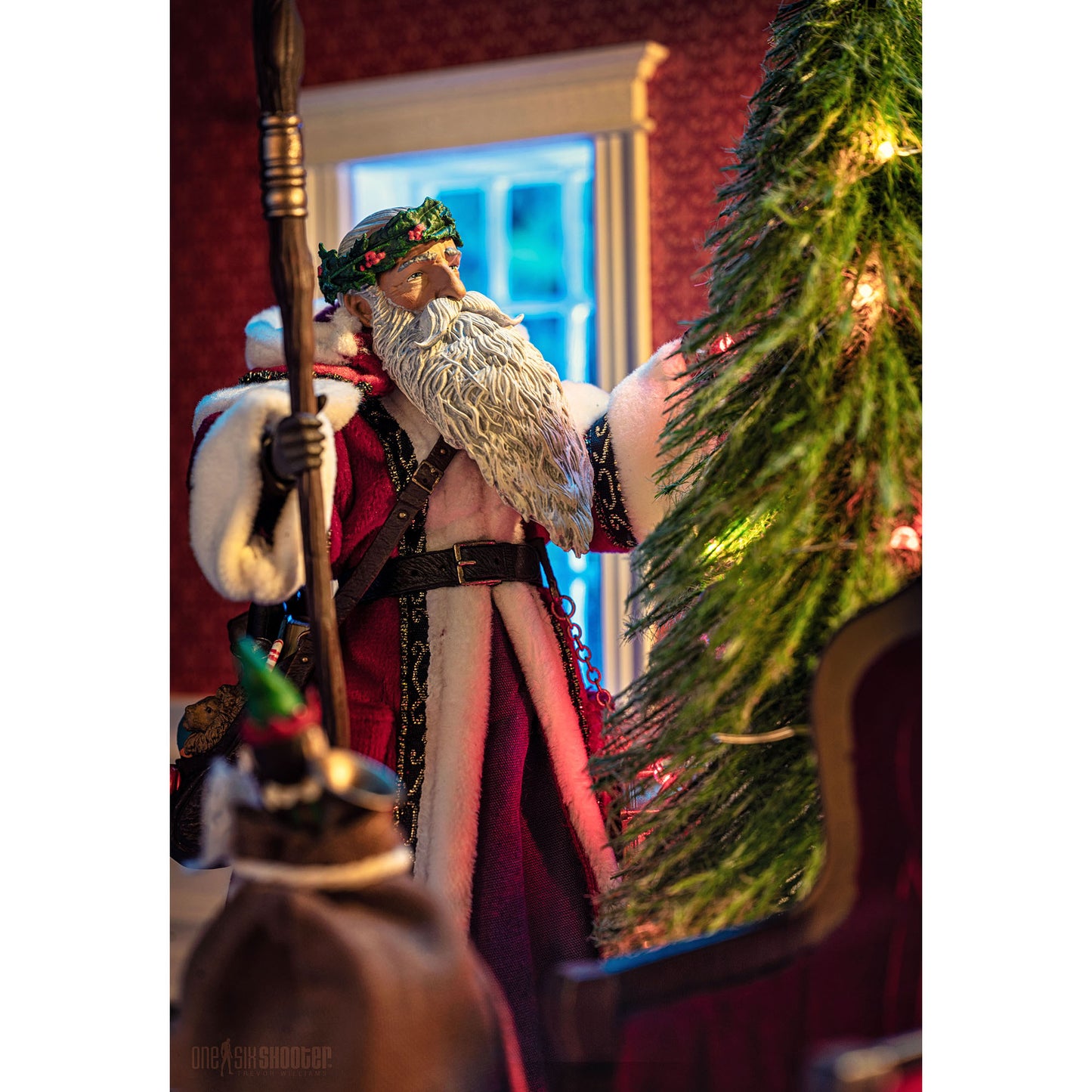 Figura Obscura: Father Christmas figure