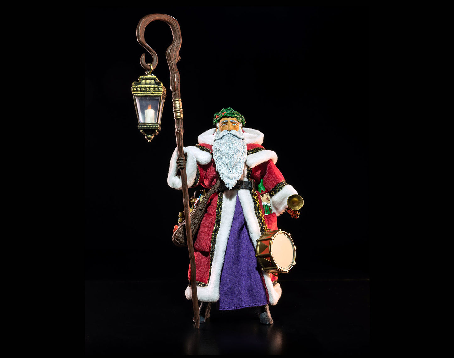 Figura Obscura: Father Christmas figure