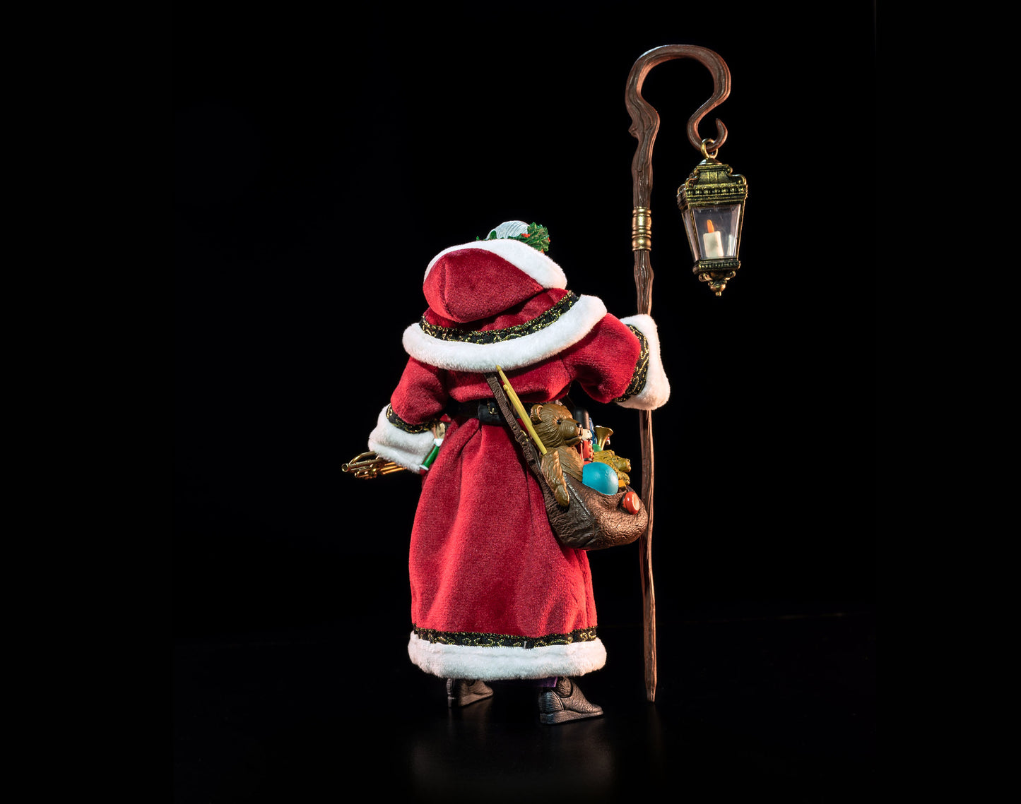 Figura Obscura: Father Christmas figure