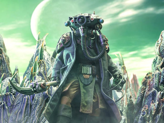 Cosmic Legions: OxKrewe: Book One, Thraxxon - Kurnn Ray Action Figure