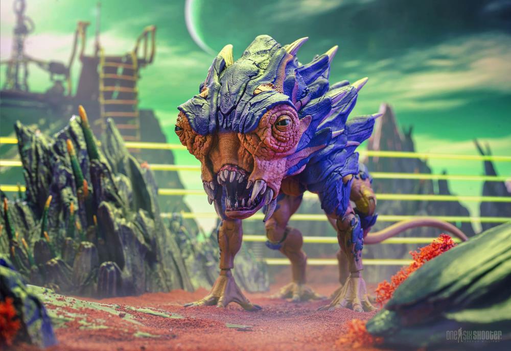 Cosmic Legions: OxKrewe: Book One, Thraxxon - Lowland Scapeback